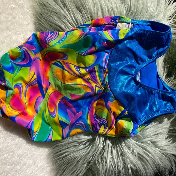 Girls Gymnastics Body Suit - Picture 2 of 3